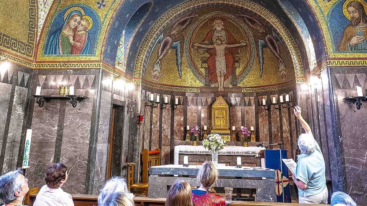 Kirchen erzählen Geschichte – und brauchen Menschen, die sie lebendig machen