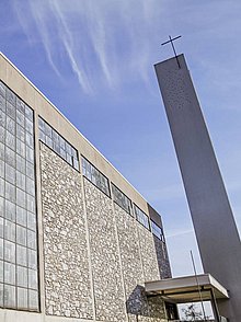 Kirchengebäude in Staffel